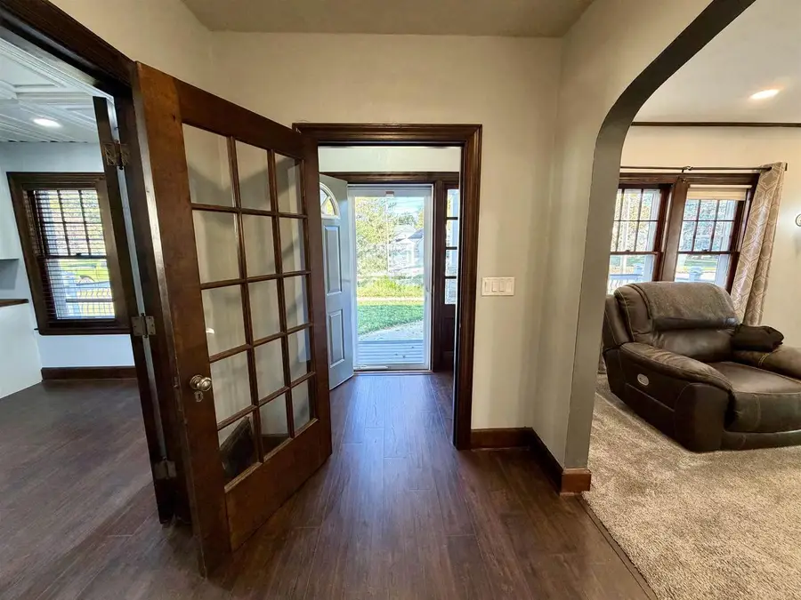 915 N Garfield Avenue, Janesville, WI 53545 - #3