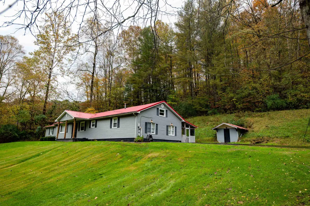 4312 McComas Rd, Salt Rock, WV 25559 - Image #1