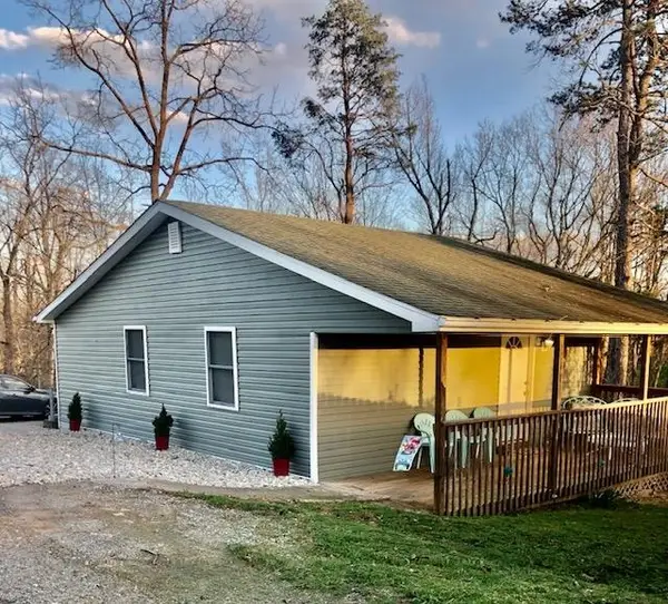 116 Poindexter Road, Milton, WV 25541