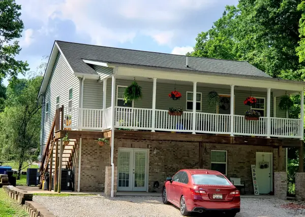 6170 Edens Branch Rd, Barboursville, WV 25504