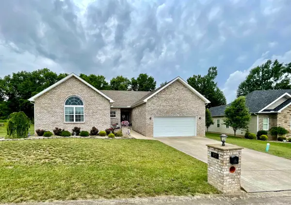 97 Smelser Lane, Milton, WV 25541