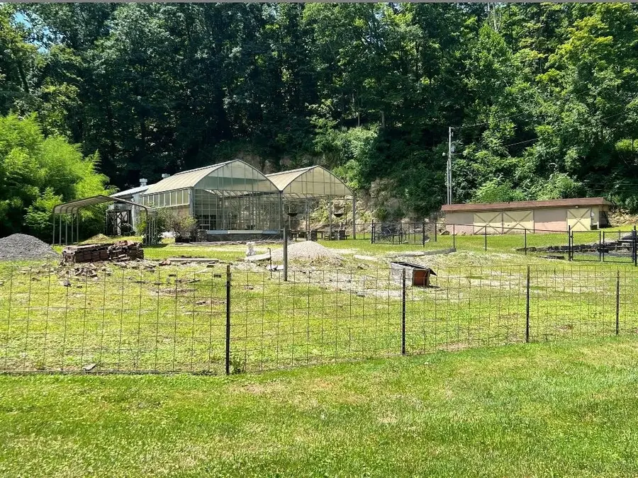 1601 5th Street Road, Huntington, WV 25701 - Image #2