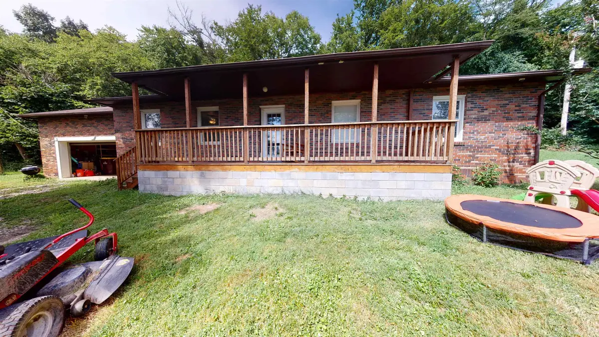 5826 Guyan River Rd, Huntington, WV 25702 - Image #1