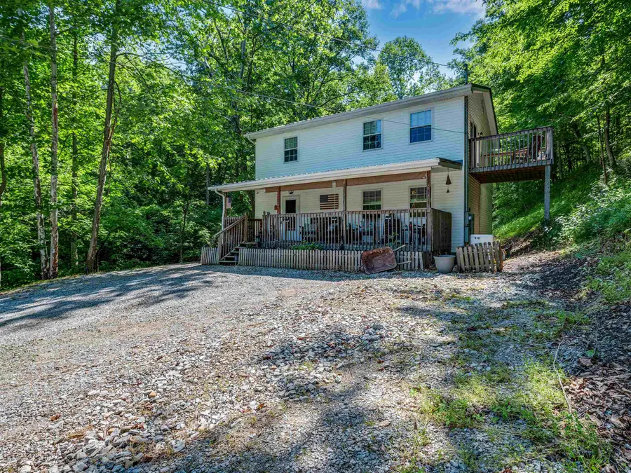 975 Panther Lick Road, Culloden, WV 25510 - Image #2