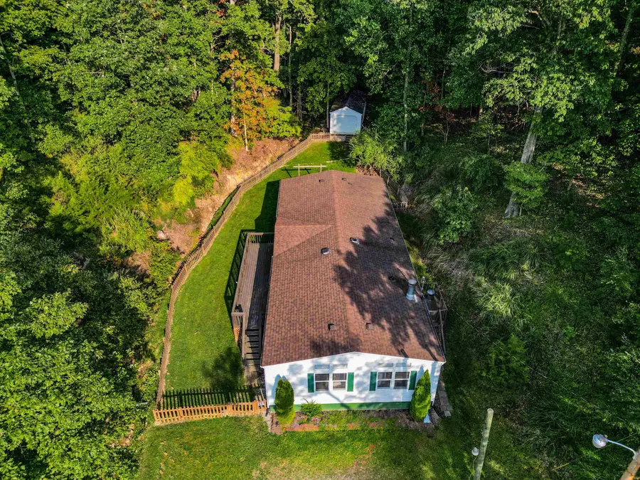 1324 North Poplar Fork Road, Hurricane, WV 25526 - Image #3