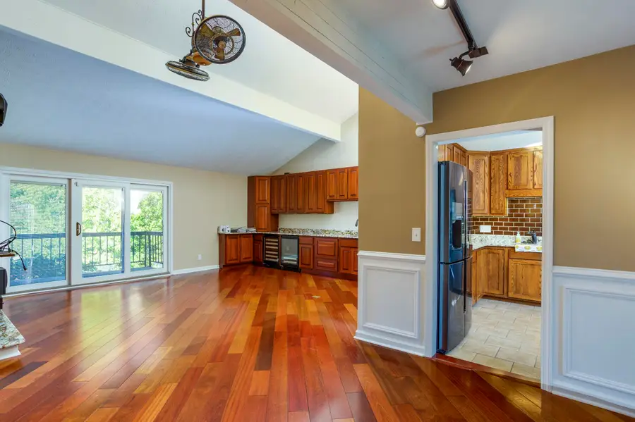 8007 Timberlake Drive, Huntington, WV 25705 - Image #2