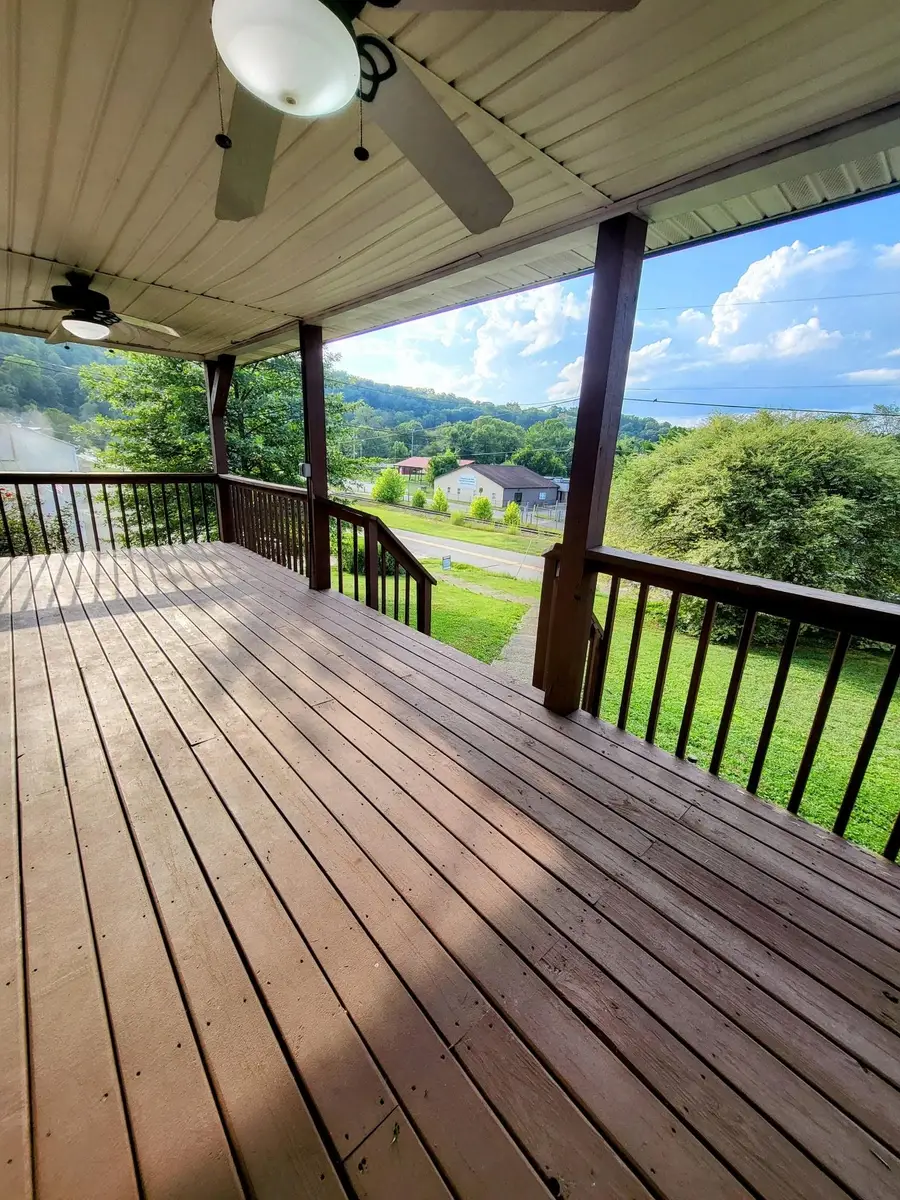 330 Kenova Avenue, Wayne, WV 25570 - Image #2