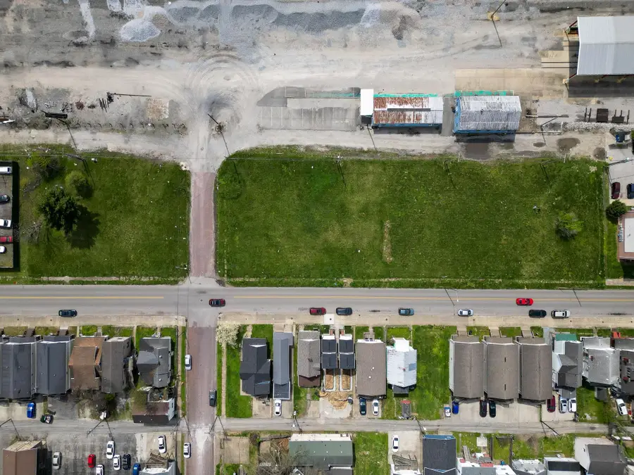 1813 15 & 14 7th Avenue, Huntington, WV 25703 - Image #2