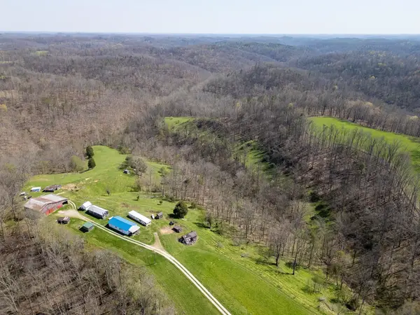 465 Lone Cedar Trail, Milton, WV 25541