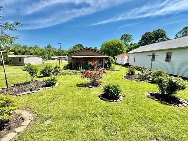 315 High Street, Fort Gay, WV 25514