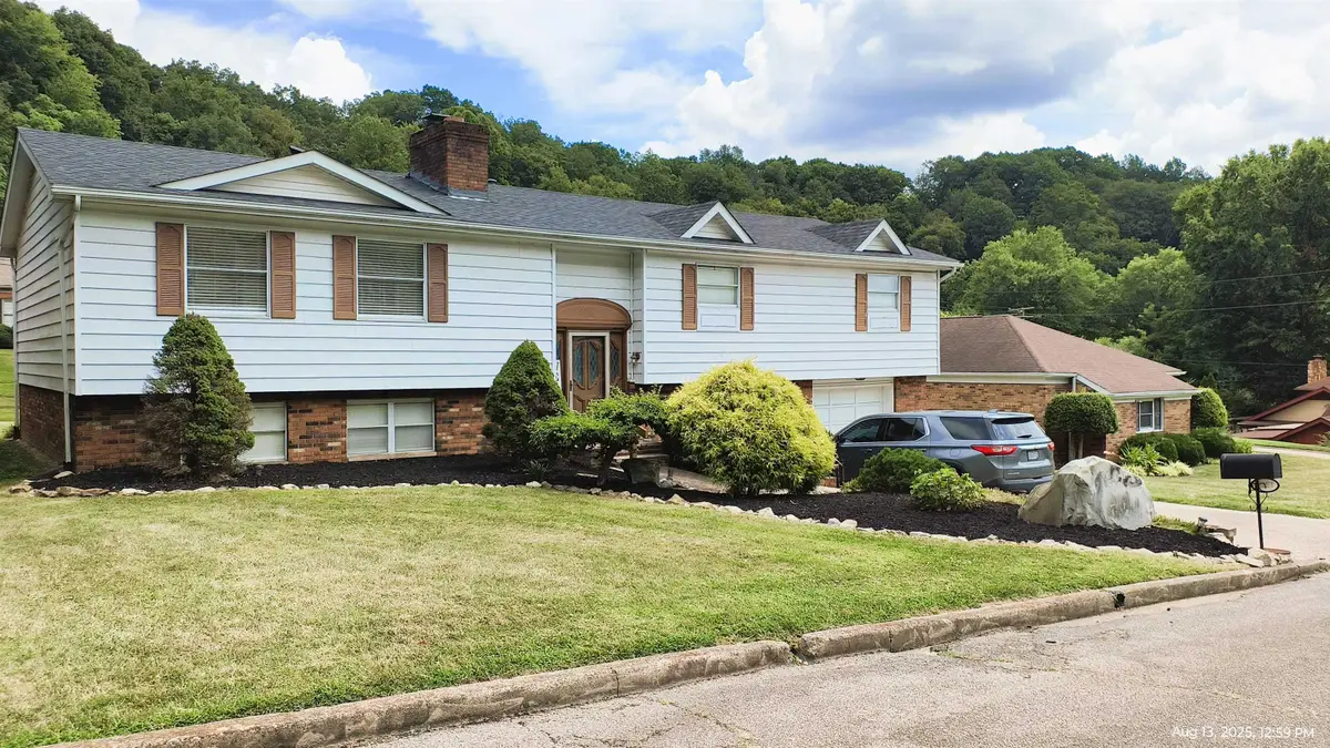 1219 PENOBSCOT TRAIL, Ironton, OH 45638-1765 - Image #1