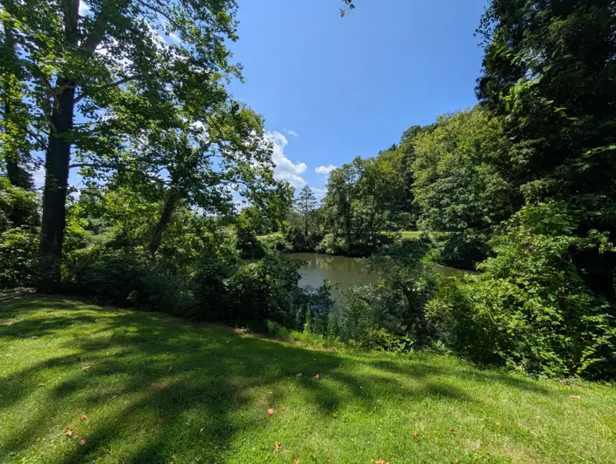 101 Magnolia Lane, Ironton, OH 45638 - Image #3