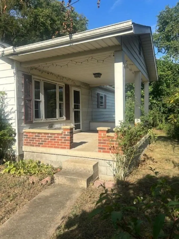 719 County Rd 15, South Point, OH 45680 - Image #1