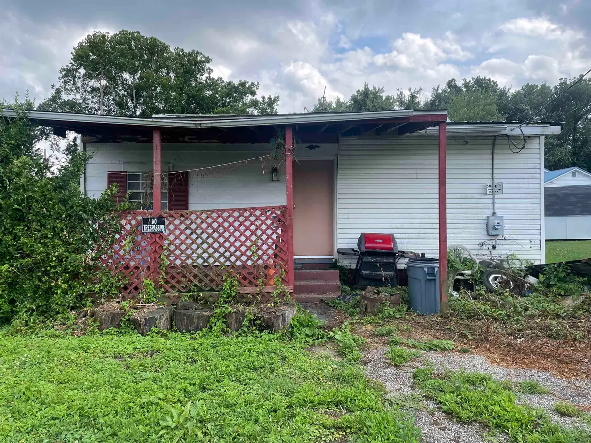 3632 R Riverside dr, Huntington, WV 25705 - Image #1