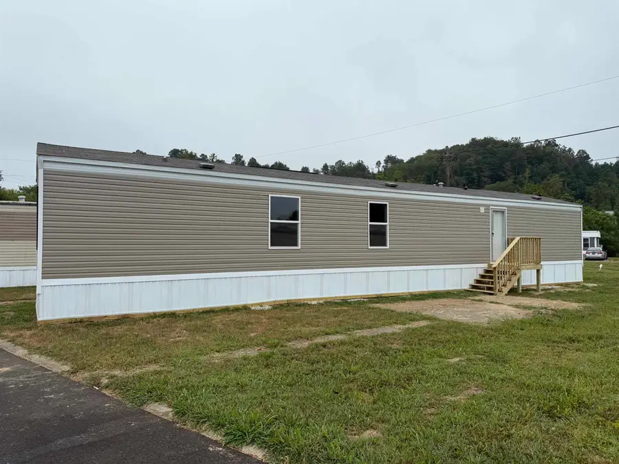 2219 N 6th Avenue, Ironton, OH 45638 - Image #2