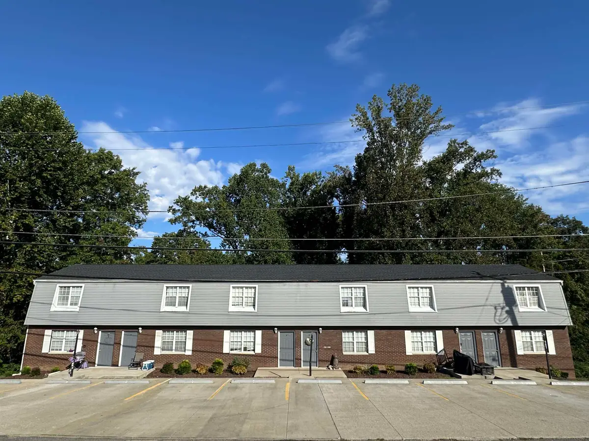 5960 E Pea Ridge Road, Huntington, WV 25705 - Image #1