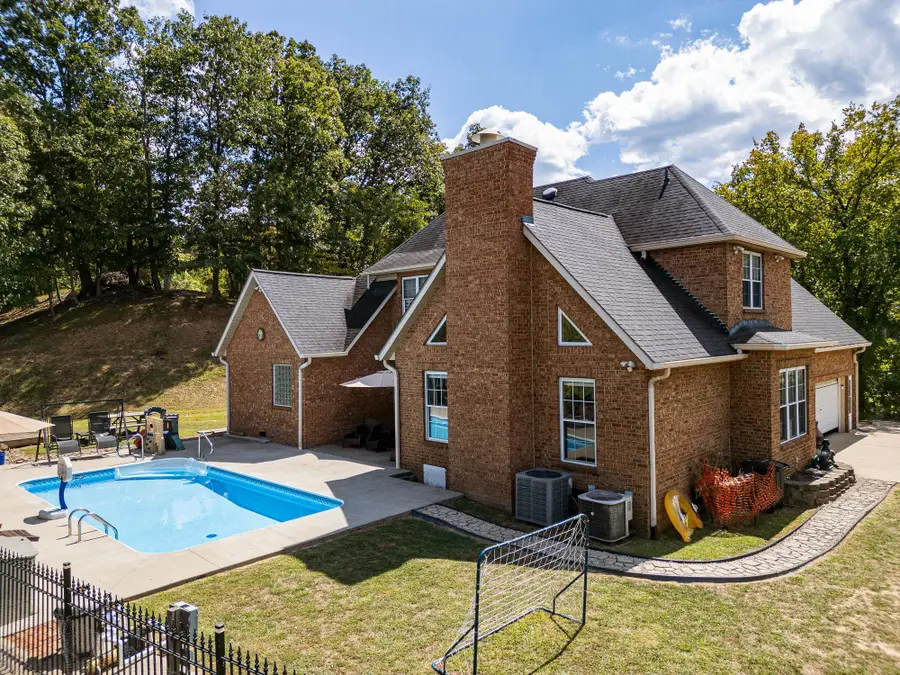 43 Hickory Drive, Barboursville, WV 25504-9619 - Image #3
