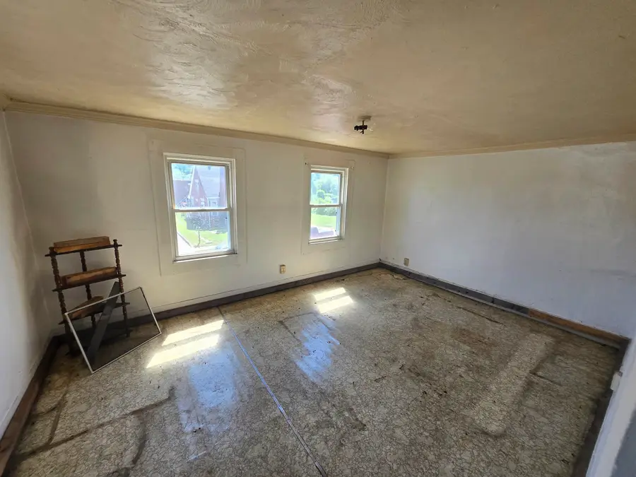 305 Richmond Street, Huntington, WV 25702 - Image #3