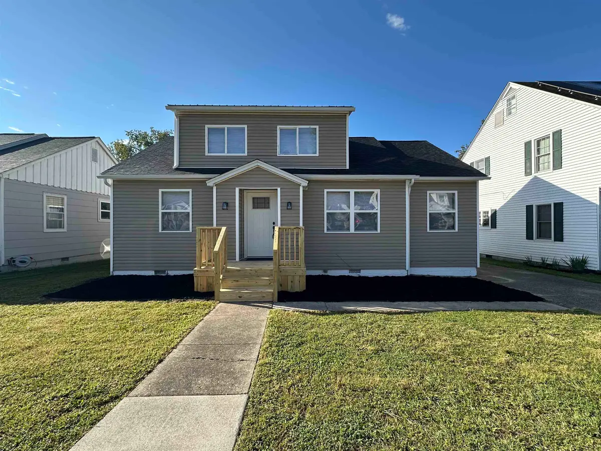 1052 Harrison Street, Milton, WV 25541 - Image #1