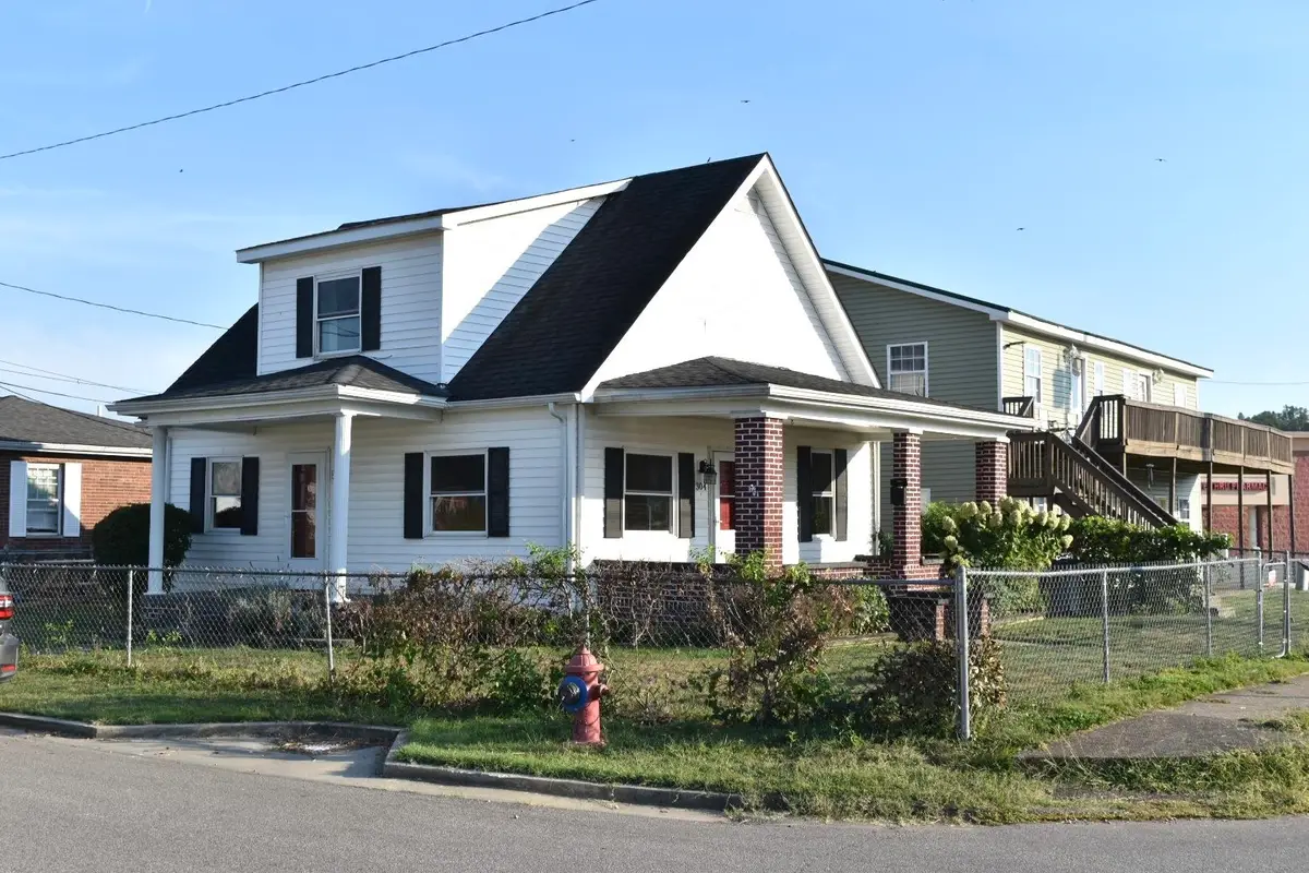 304 15th St., Kenova, WV 25530 - Image #1
