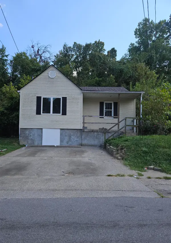 325 Olive Street, Huntington, WV 25705