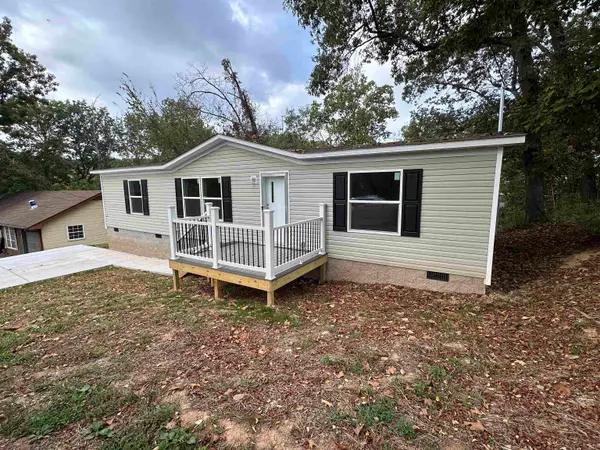 23 Galveston Lane, Nitro, WV 25143