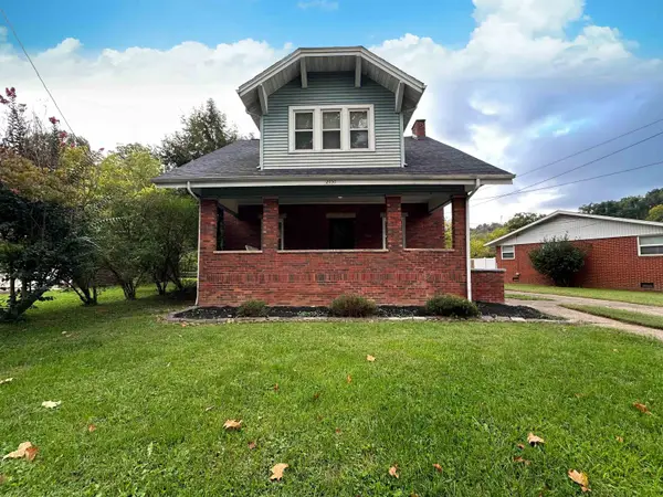 2050 Donald Avenue, Huntington, WV 25701