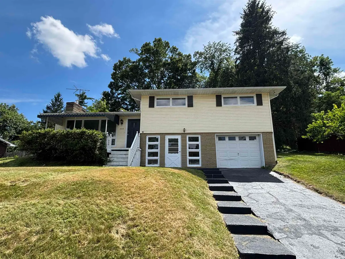 157 Bryn Myrr Dr, Huntington, WV 25705 - #1