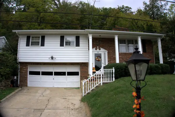 135 Westview Avenue, Huntington, WV 25701