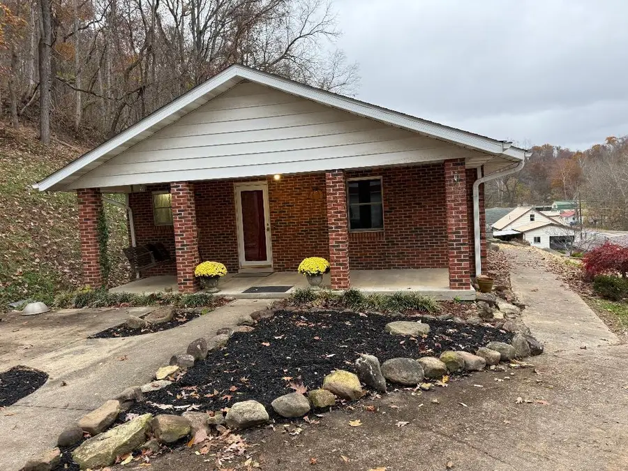 4459 5th Street Road, Huntington, WV 25701 - Image #2