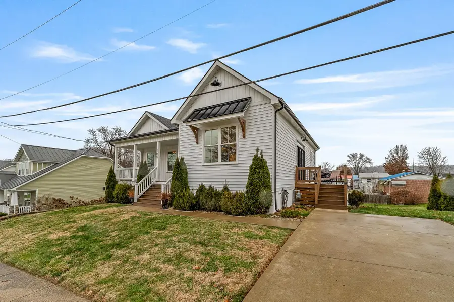 705 Kuhn Street, Barboursville, WV 25504 - Image #2