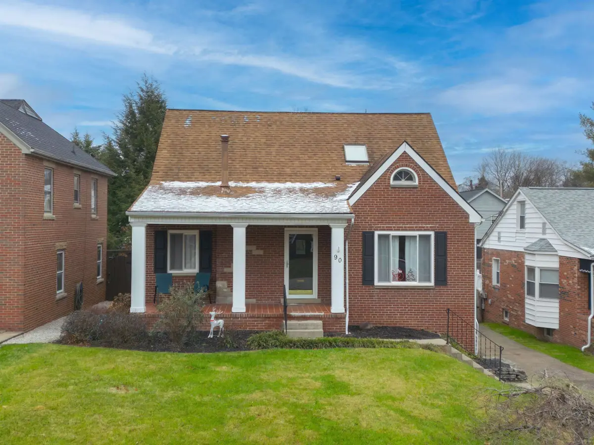 90 Fairfax Drive, Huntington, WV 25705 - Image #1