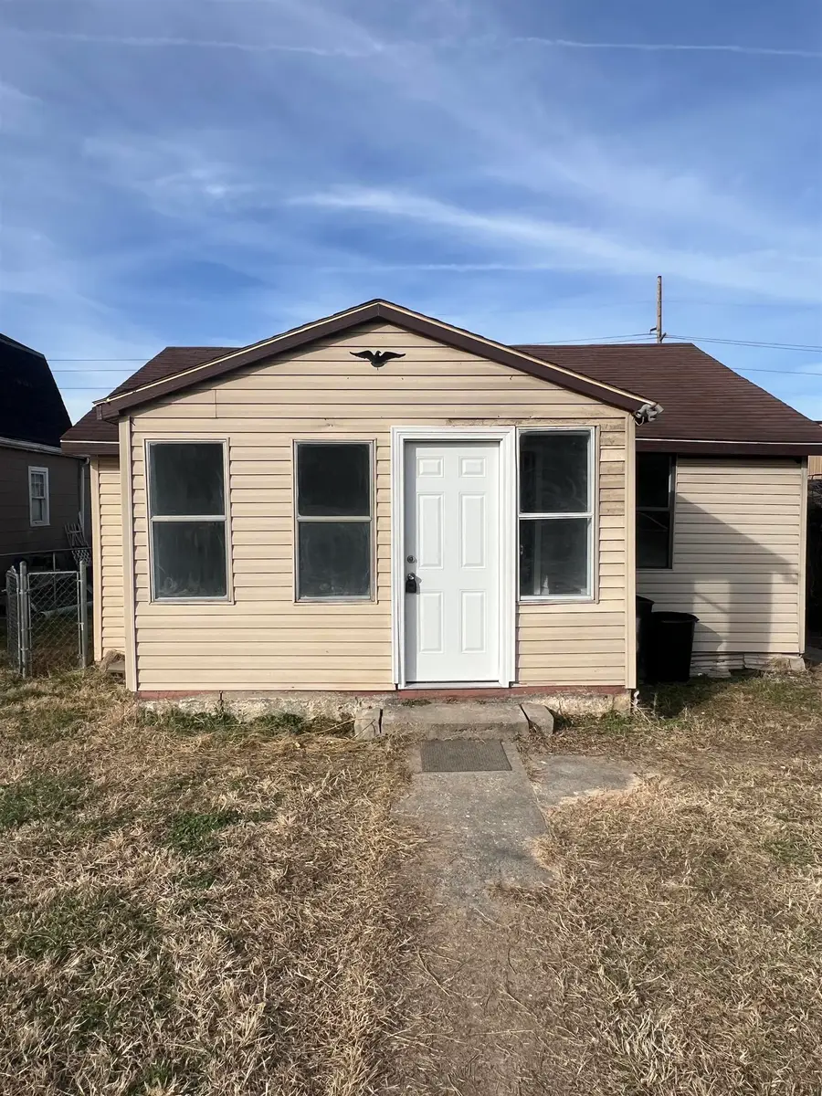 1032 Van Buren Ave, Huntington, WV 25704 - Image #2