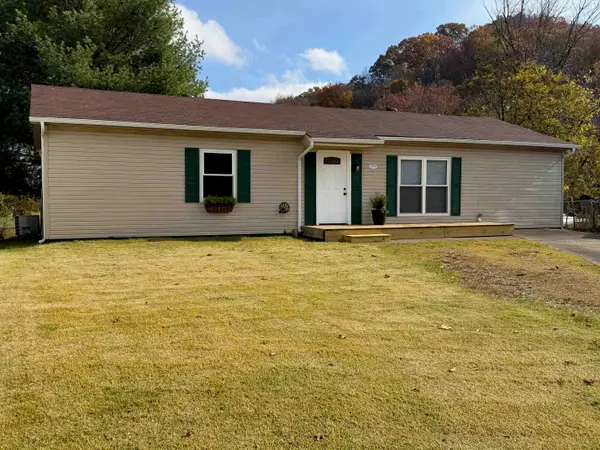 1051 Mount Vernon Circle, Barboursville, WV 25504