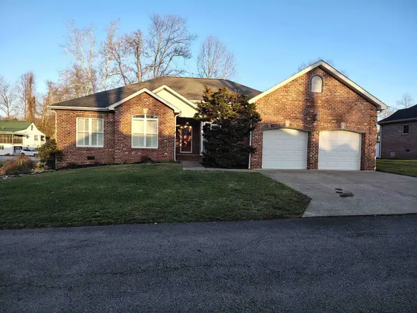 5 Lorrimel Dr., Huntington, WV 25705