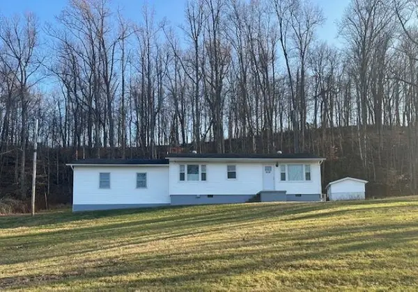 2252 County Road 35, Chesapeake, OH 45619