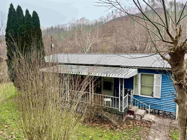 2920 McClellan Highway, Ranger, WV 25557