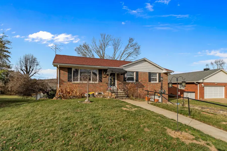 111 Willoughby Avenue, Huntington, WV 25705 - Image #3