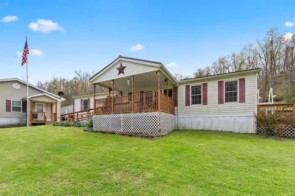 2745 County Road 35, Chesapeake, OH 45619