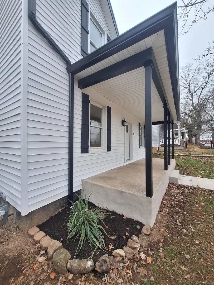 311 Kanawha Terrace, Saint Albans, WV 25177 - Image #2