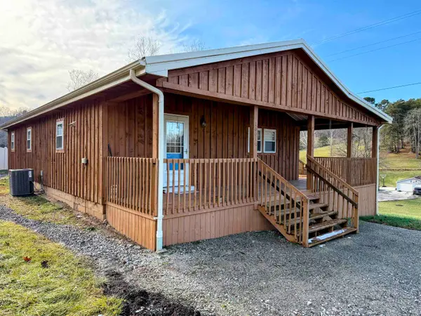 1601 Graham School Rd, Gallipolis, OH 45631