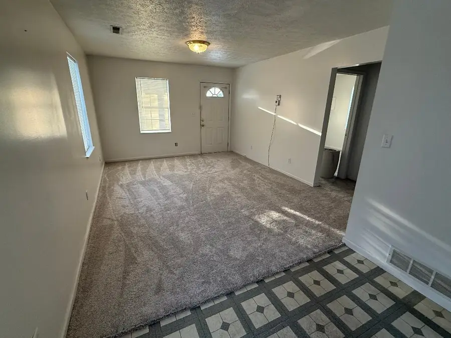 524 Burlington Road, Huntington, WV 25704 - #2