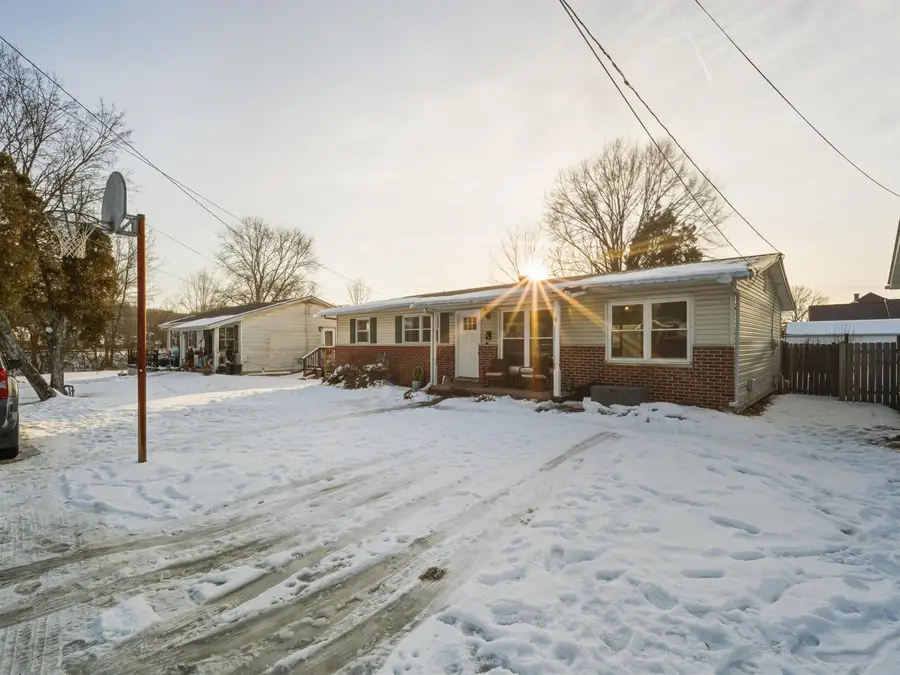 102 McConkey Ave, Barboursville, WV 25504 - #2