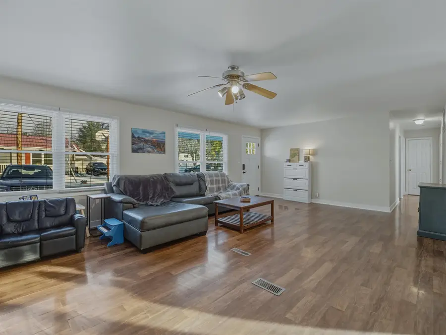 102 McConkey Ave, Barboursville, WV 25504 - #3