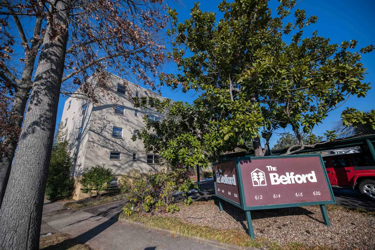 612 11th Ave Apt 1B, Huntington, WV 25701 - #1