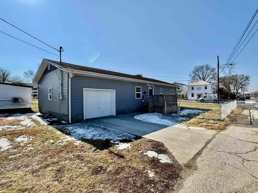 302 Clemens Court, Huntington, WV 25704 - #2