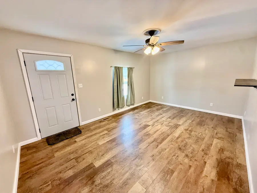 302 Clemens Court, Huntington, WV 25704 - #3