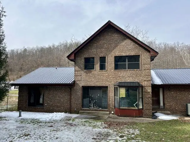 2579 Greenbrier Creek Rd., Fort Gay, WV 25514-2579 - #2