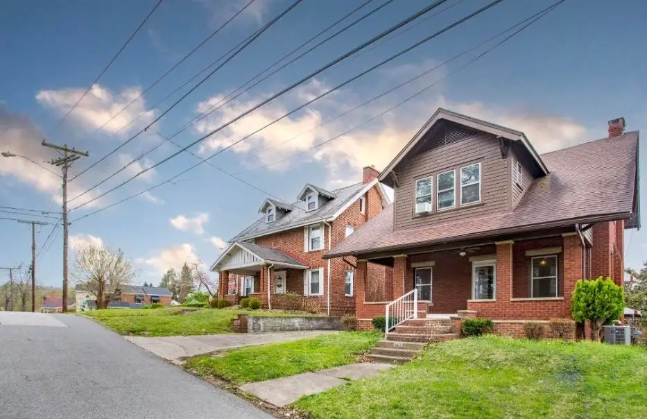 1917 17R 18th Street, Huntington, WV 25701 - #1