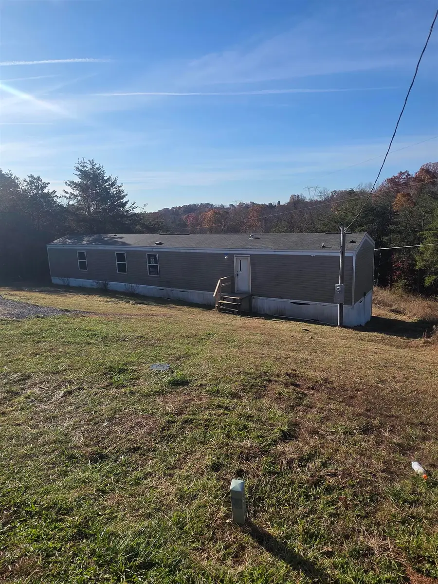 4394 Thomas Ridge Road, Leon, WV 25123 - #3